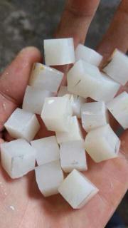 雅玩说玉:公开108粒和田玉籽料佛珠的制作过程